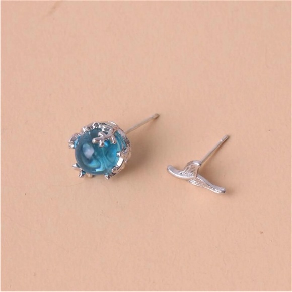 Korean New Style Asymmetric Fishtail Mermaid Bubble Foam Ladies Earrings - Picture 7 of 8